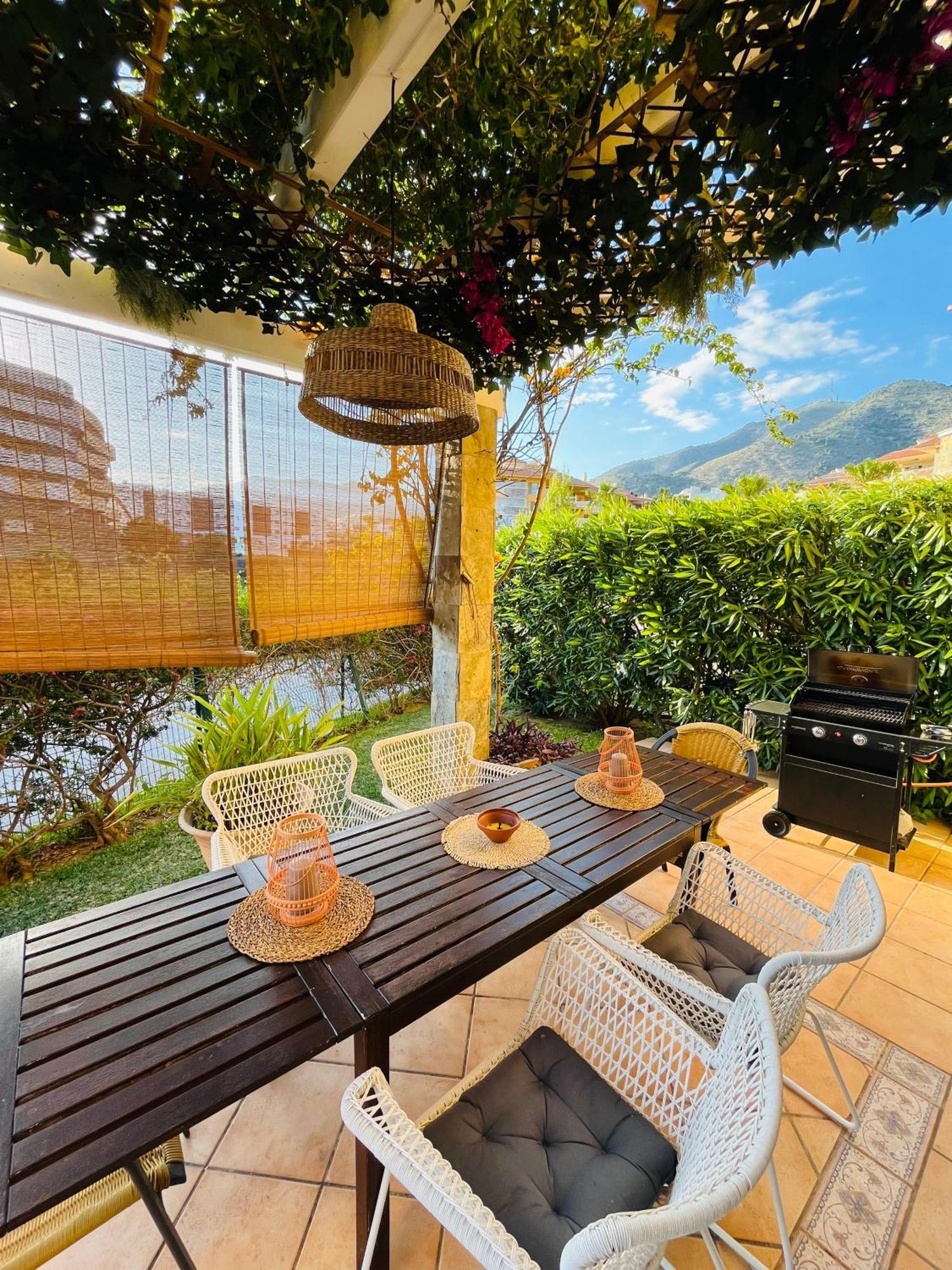 Reserva Del Higueron Boutique Apartments ฟูเอนฮิโรลา ภายนอก รูปภาพ